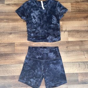 Lululemon diamond dye set crop top and biker shorts